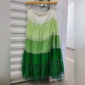 Cute multi green skirt Sz Small